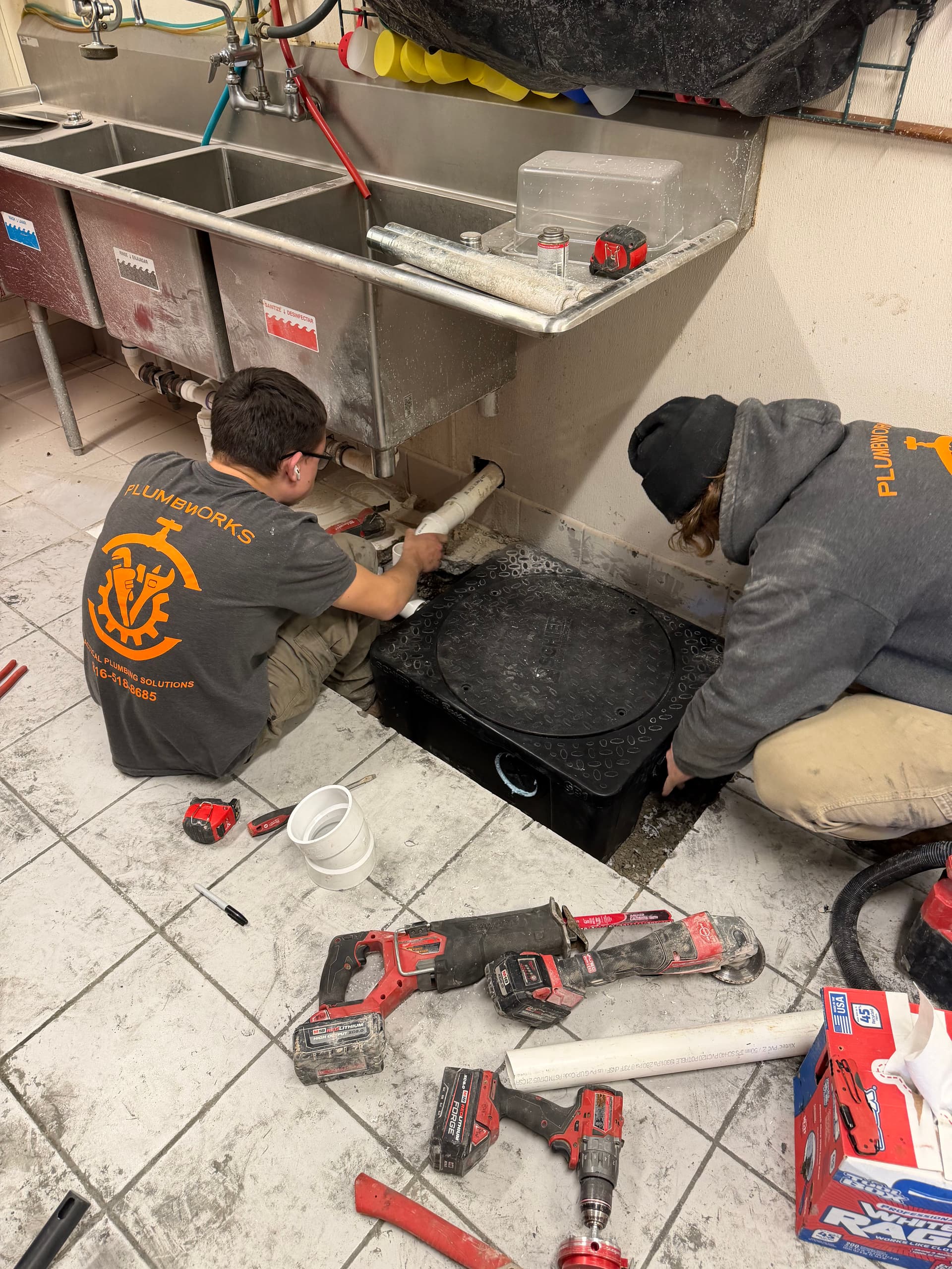 Gallery photos for Grease Trap Replacement at Papa John's: Image #4